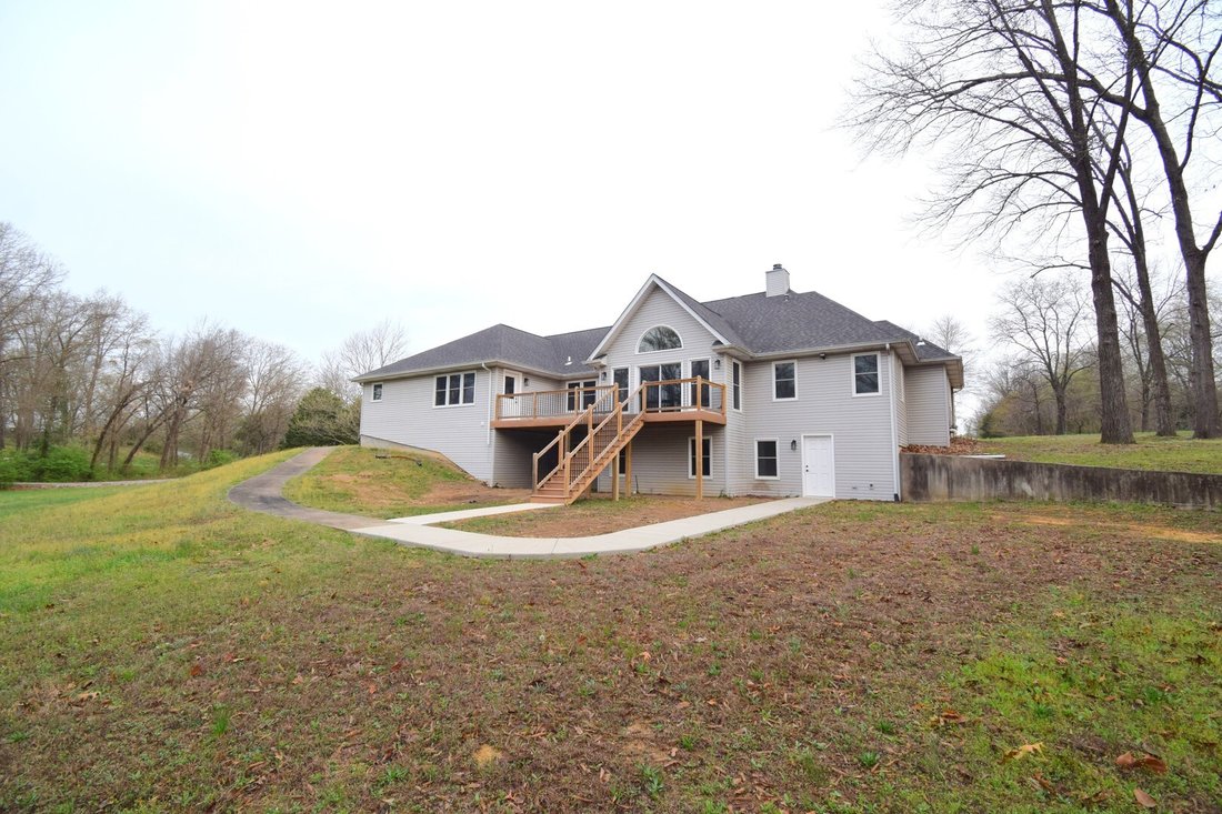 House in Mount Vernon, Illinois, United States 3 - 17654158