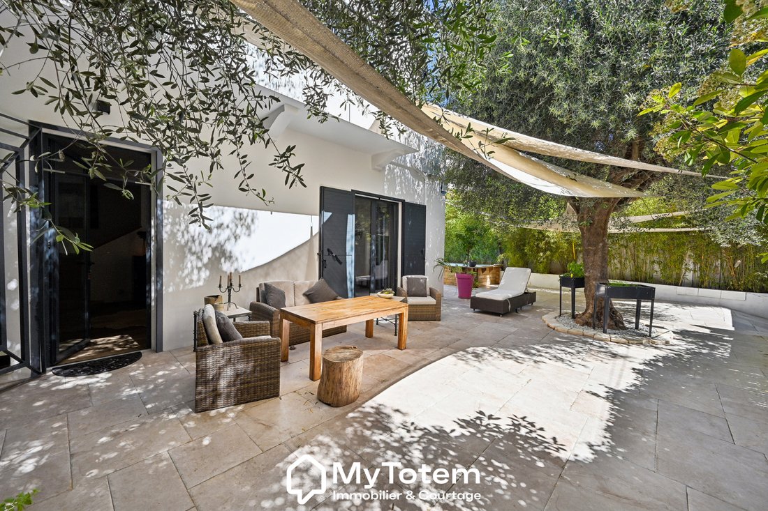 House in Cannes, Provence-Alpes-Côte d'Azur, France 5 - 17619089