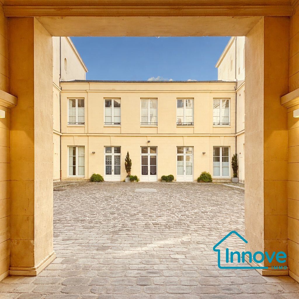 Apartment in Domaine National du Château, Versailles, France 2 - 17660735
