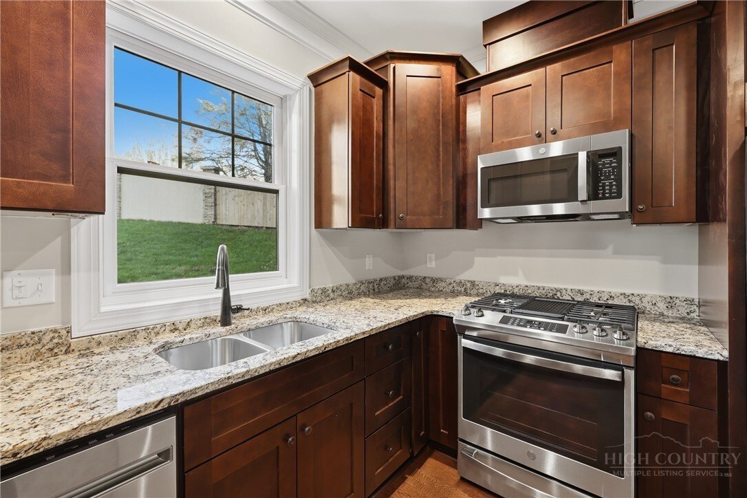 Condo in Boone, North Carolina, United States 5 - 17651849
