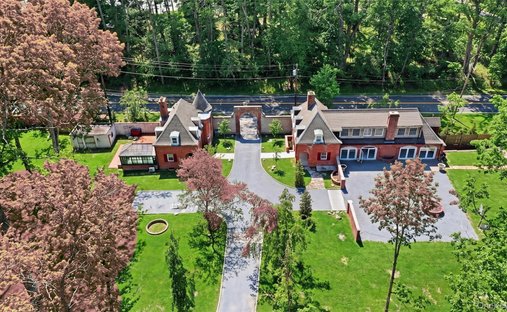 House in Muttontown, New York, United States 1