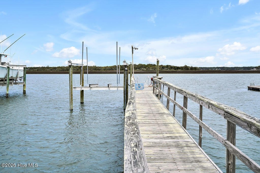 House in Oak Island, North Carolina, United States 4 - 17193254
