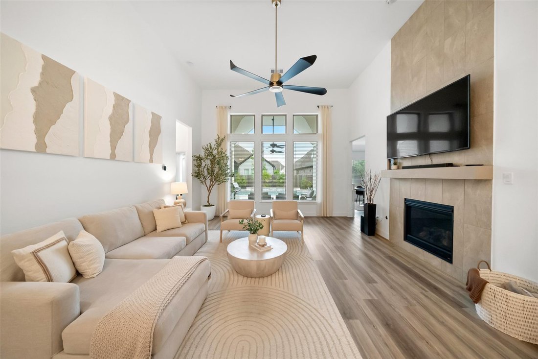 House in Conroe, Texas, United States 3 - 17657714