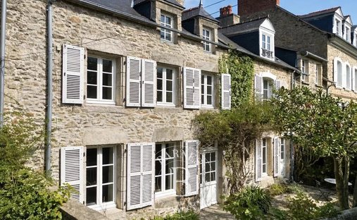 House in Saint-Briac-sur-Mer, Brittany, France 1