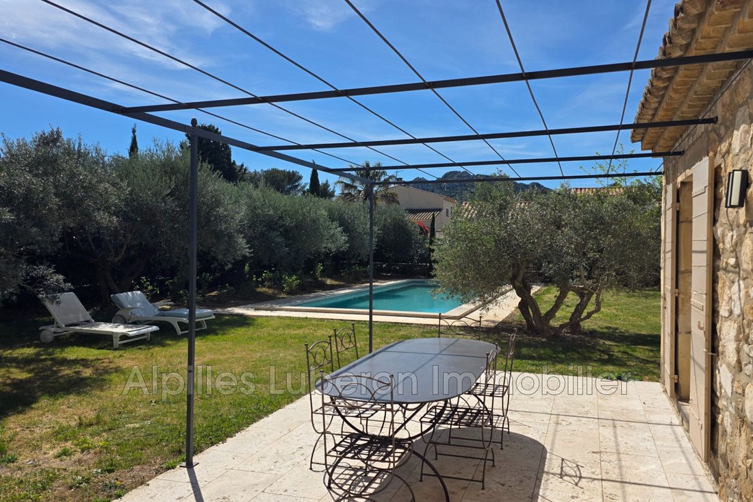 Villa in Eygalières, Provence-Alpes-Côte d'Azur, France 2 - 17652310