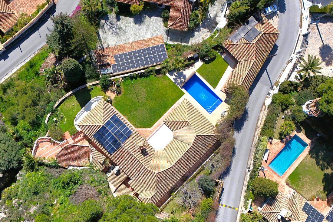 Villa in La Capellania, Benalmadena, Andalusia 2 - 17398593