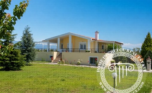 Villa in Thermaikos, Macedonia and Thrace, Greece 1