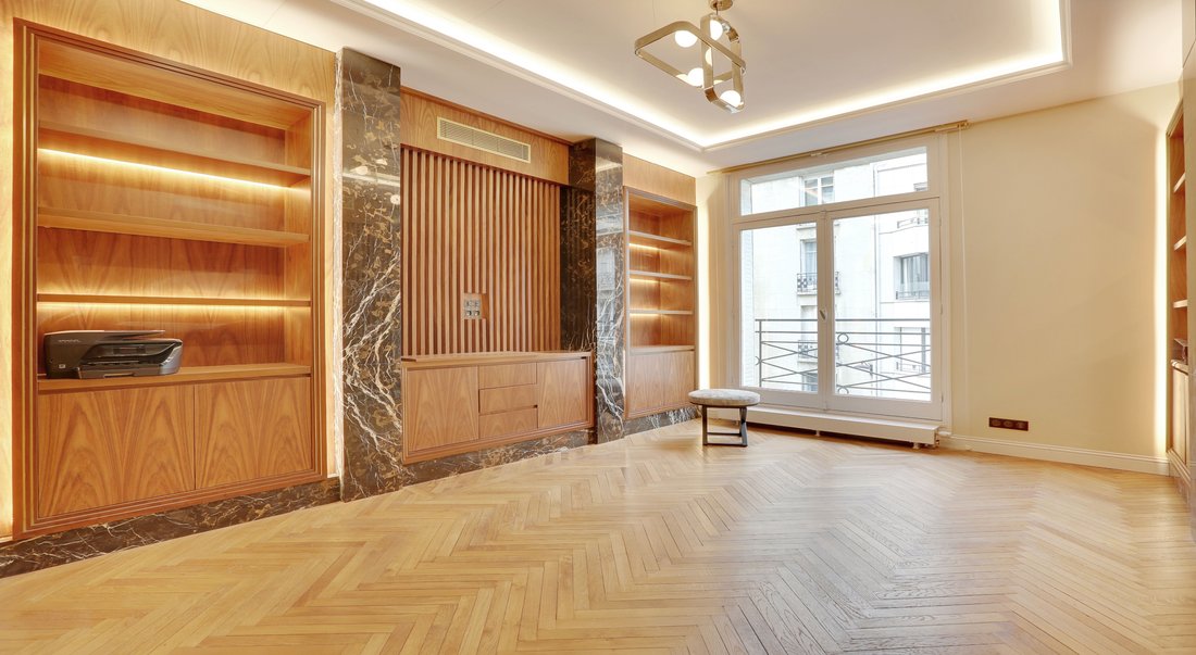 Apartment in Gros Caillou, Paris 7e Arrondissement, Paris 2 - 17653764