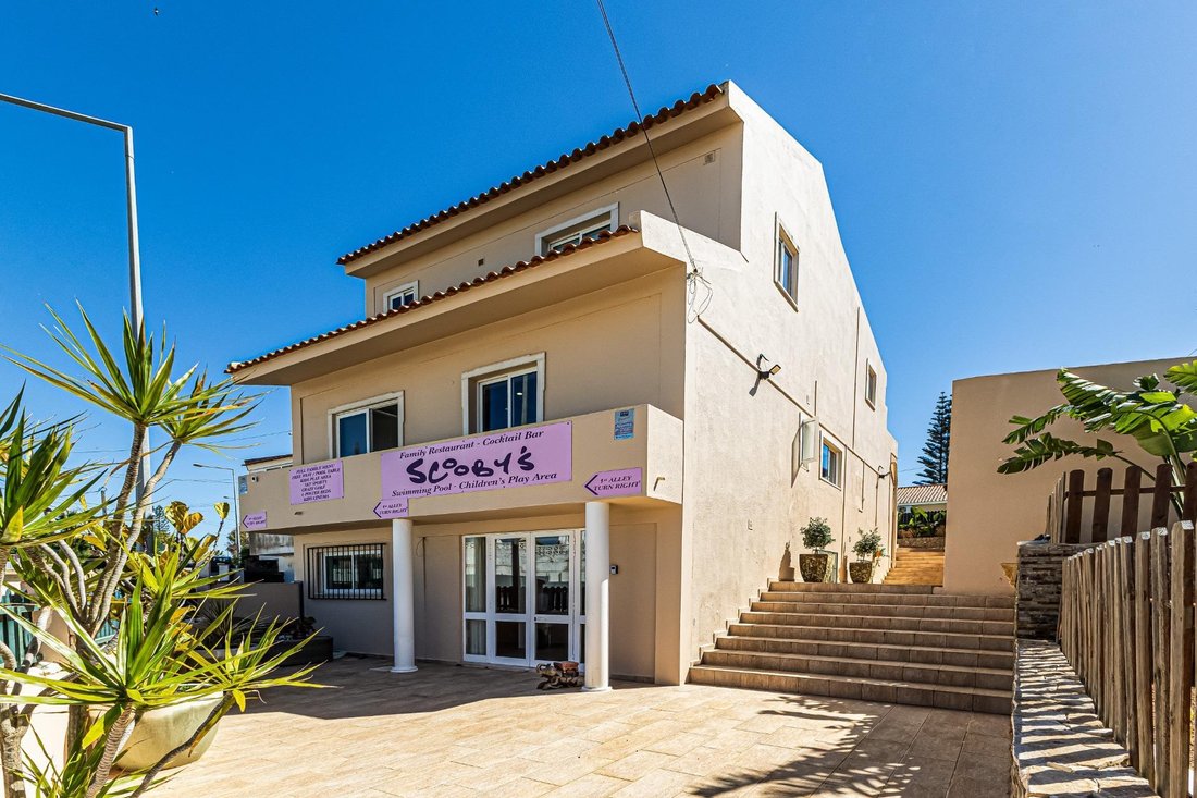 House in Olhos de Agua, Algarve, Portugal 1 - 17652550