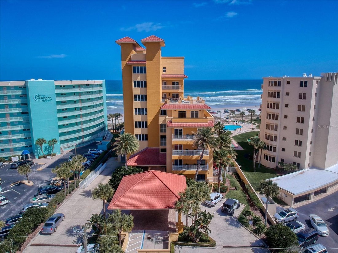 Condo in New Smyrna Beach, Florida, United States 2 - 17655366
