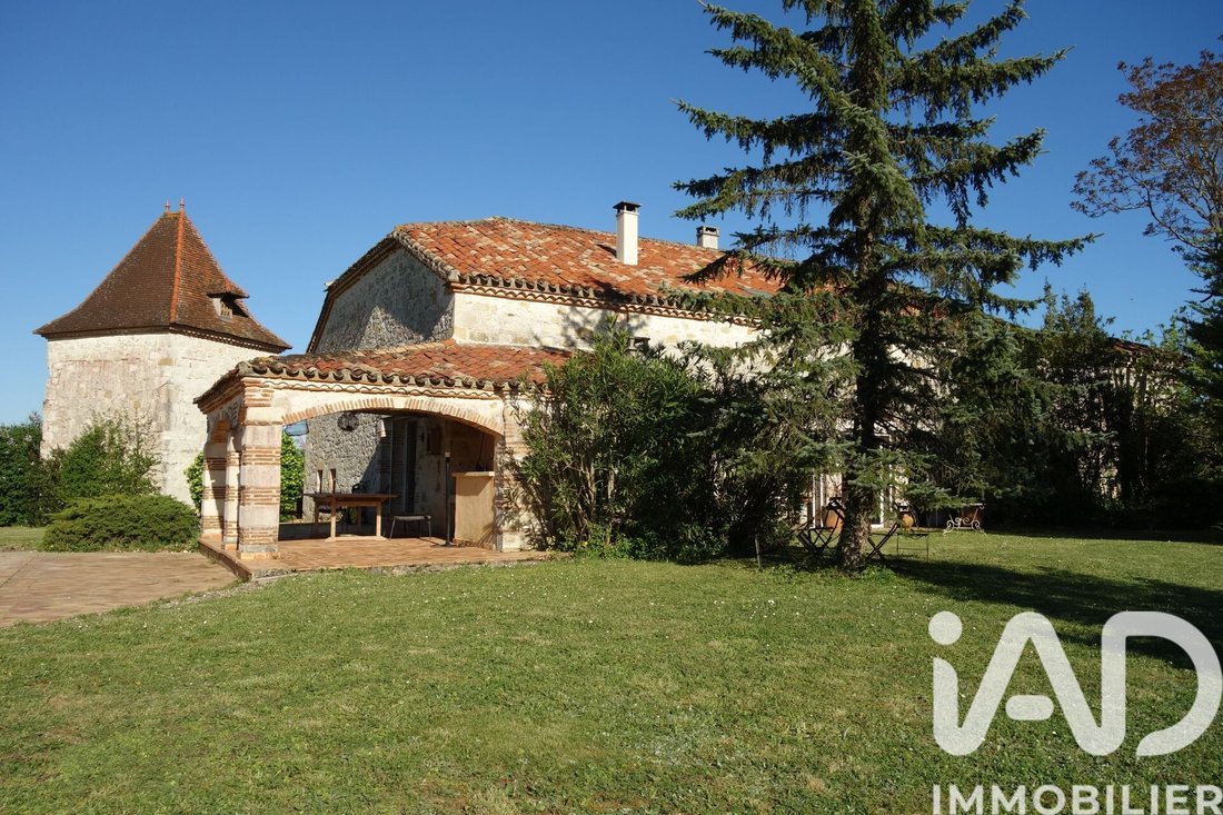 House in Saint-Jean-de-Thurac, Nouvelle-Aquitaine, France 3 - 17658919