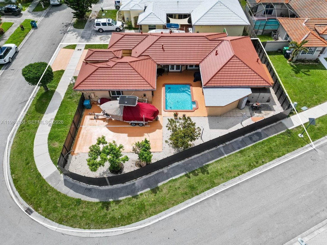 House in West Miami, Florida, United States 1 - 17655304