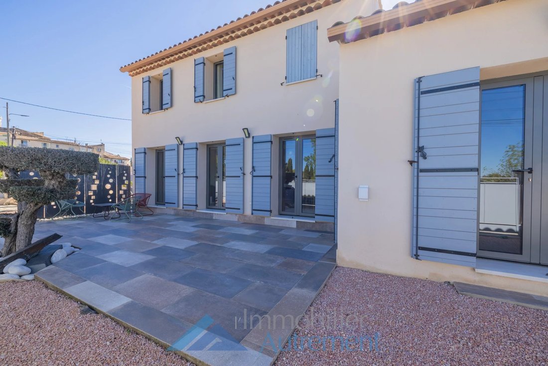 House in Bouc-Bel-Air, Provence-Alpes-Côte d'Azur, France 1 - 17655880