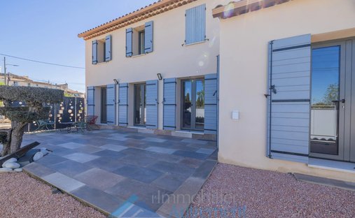 House in Bouc-Bel-Air, Provence-Alpes-Côte d'Azur, France 1