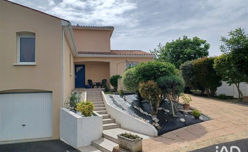 House in Pontaillac, Royan, France 1