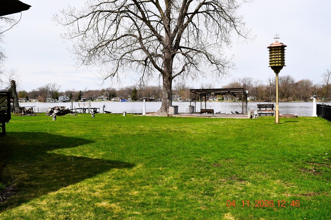 House in Johnsburg, Illinois, United States 3 - 17659100