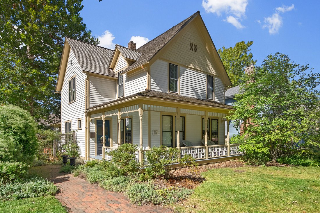 House in Downers Grove, Illinois, United States 1 - 17652896