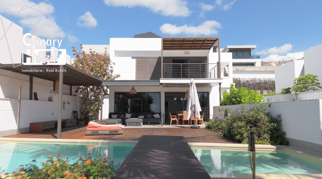 Villa in Costa Adeje, Adeje, Canary Islands 3 - 17656117