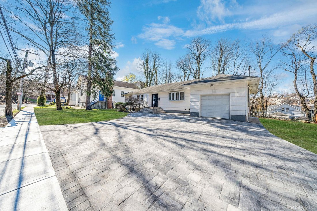 House in Albertson, New York, United States 2 - 17657652