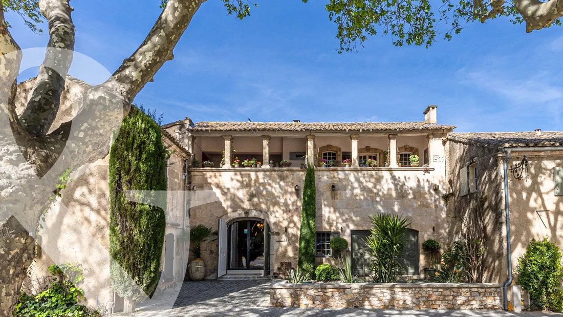 House in Paradou, Provence-Alpes-Côte d'Azur, France 1 - 17629917