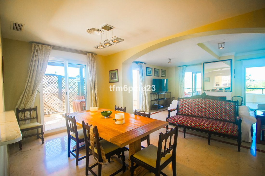 Penthouse in La Alcaidesa, San Roque, Andalusia 3 - 17565114