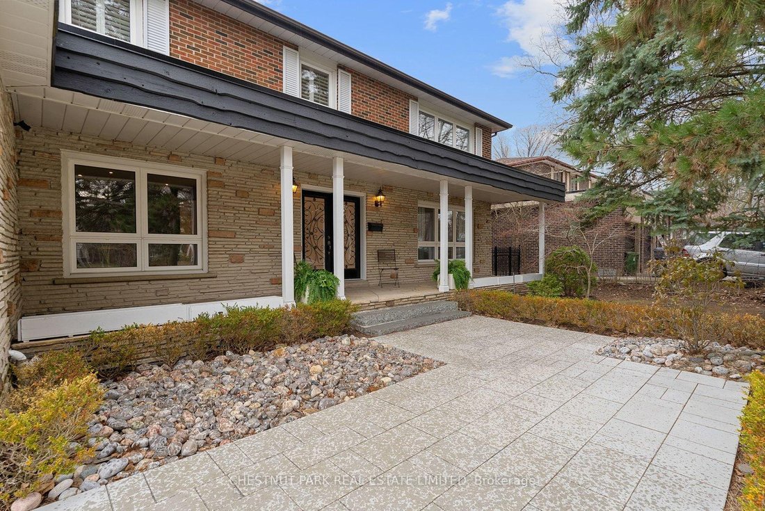 House in Toronto, Ontario, Canada 2 - 17658051
