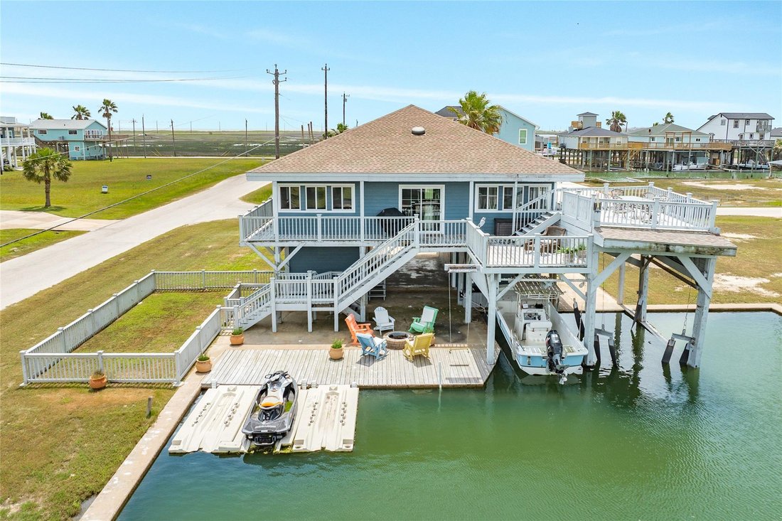 House in Freeport, Texas, United States 1 - 17660038