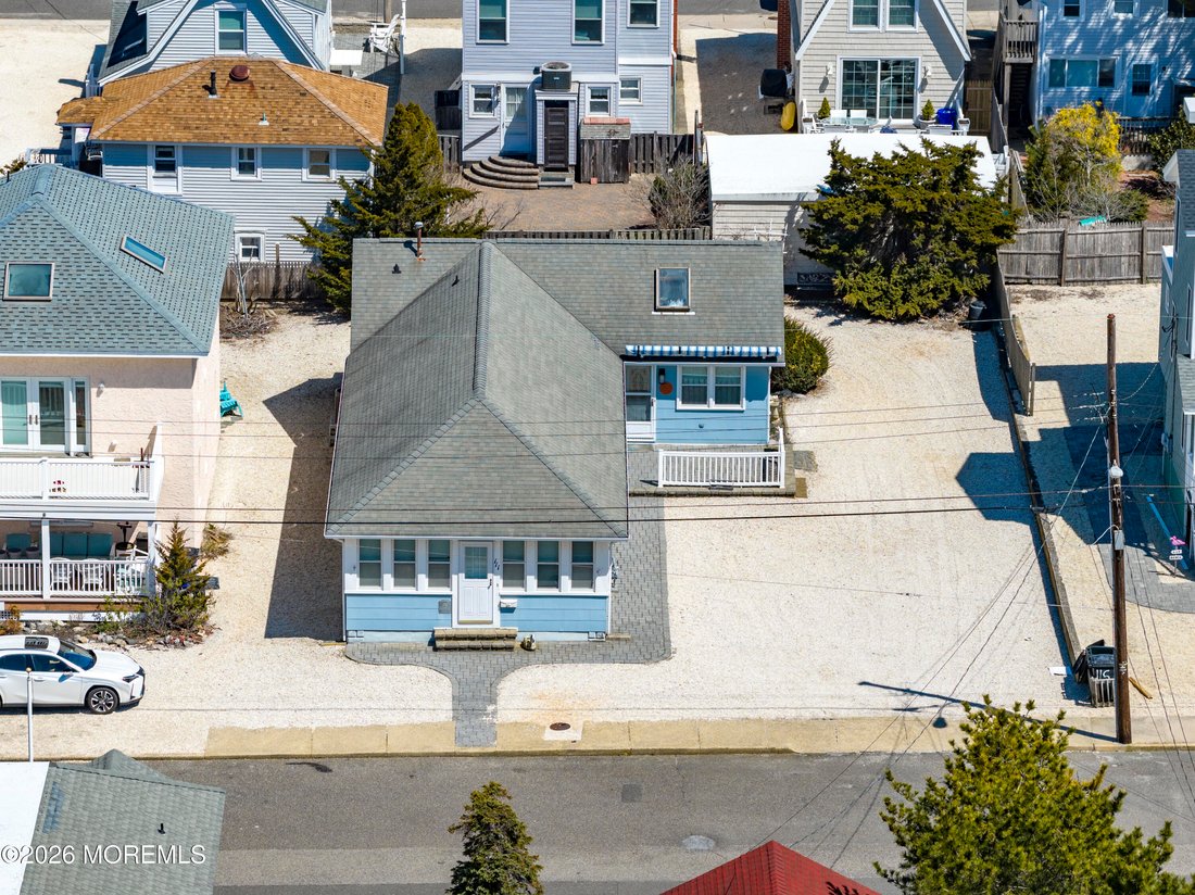 House in Ship Bottom, New Jersey, United States 5 - 17655530