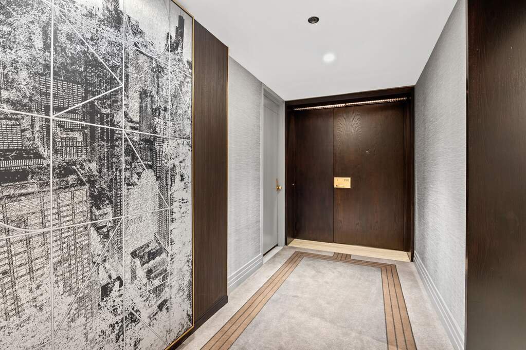 House in Chicago, Illinois, United States 4 - 17657070