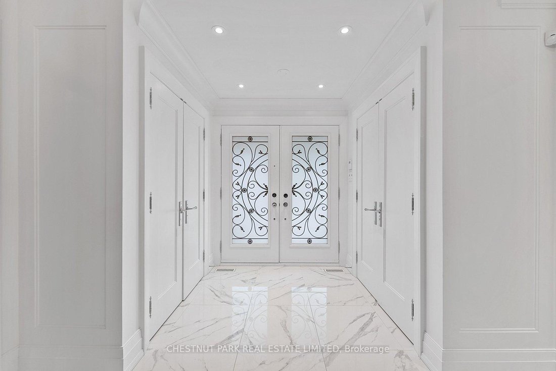 House in Toronto, Ontario, Canada 4 - 17658051
