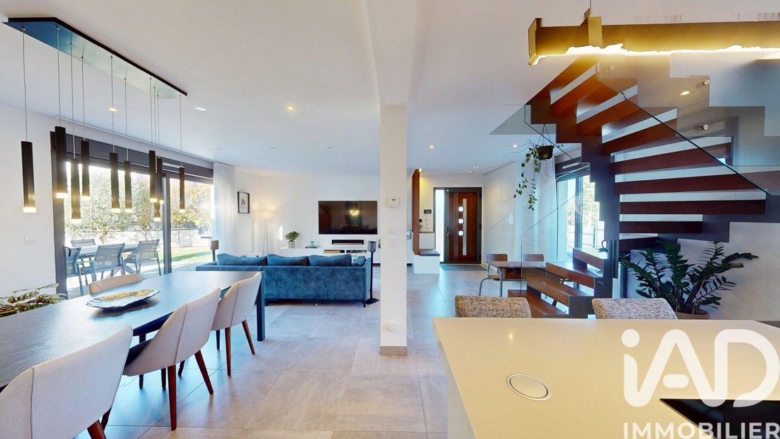 House in Maincy, Ile-de-France, France 4 - 17658813
