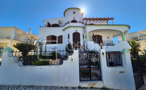 House in Loule (Sao Sebastiao), Algarve, Portugal 1