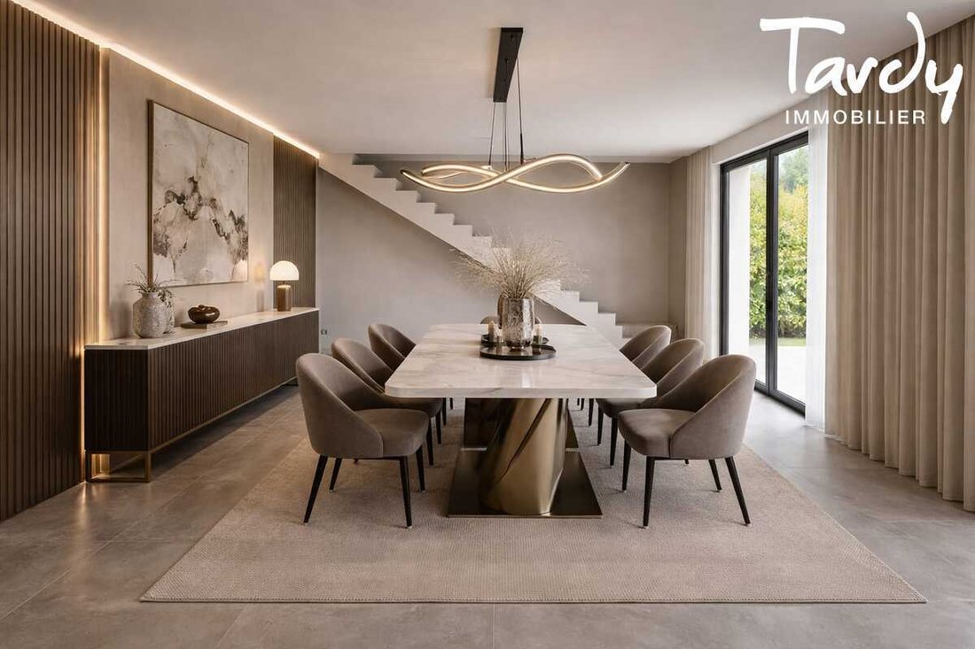 Villa in La Cadiere-d'Azur, Provence-Alpes-Côte d'Azur, France 2 - 17660108