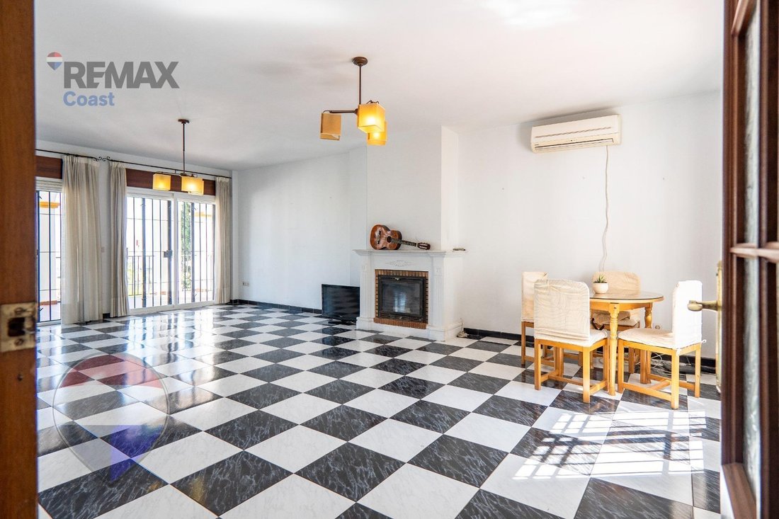 Villa in Churriana, Malaga, Spain 4 - 17655286