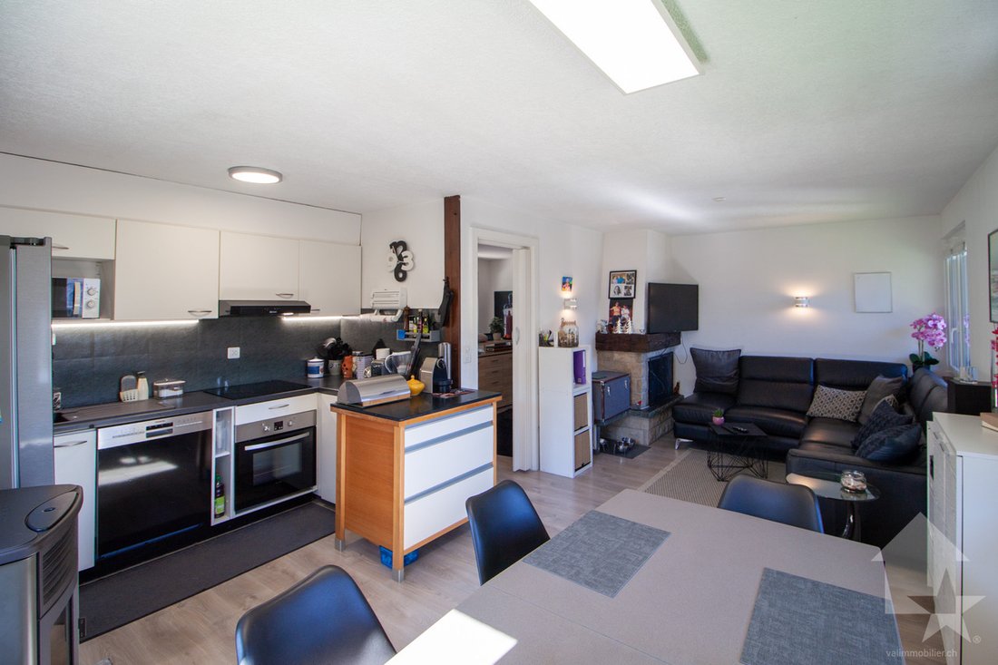 Chalet in Chamoson, Wallis, Schweiz 3 - 17652648