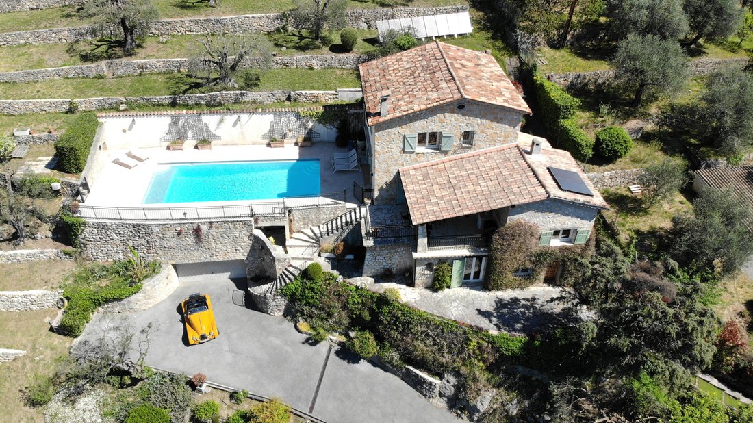 Villa in Tourrettes-sur-Loup, Provence-Alpes-Côte d'Azur, France 2 - 17654335