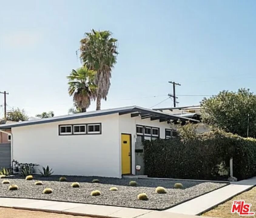 Los Angeles, California, United States 1 - 17659791