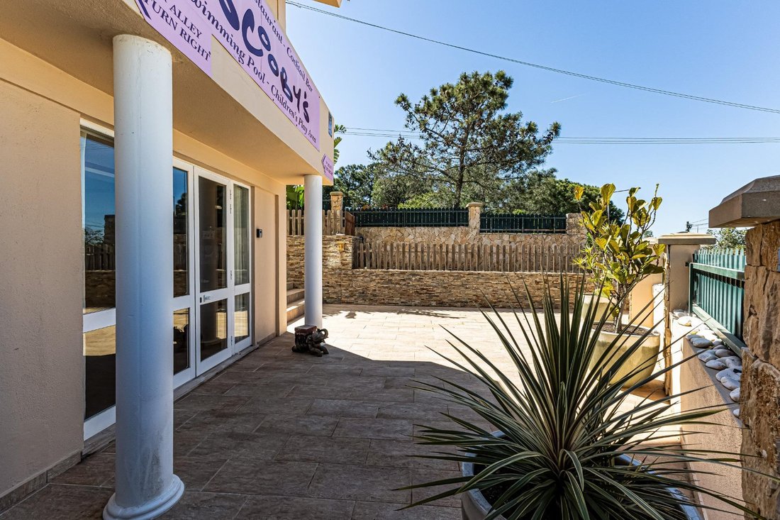 House in Olhos de Agua, Algarve, Portugal 2 - 17652550