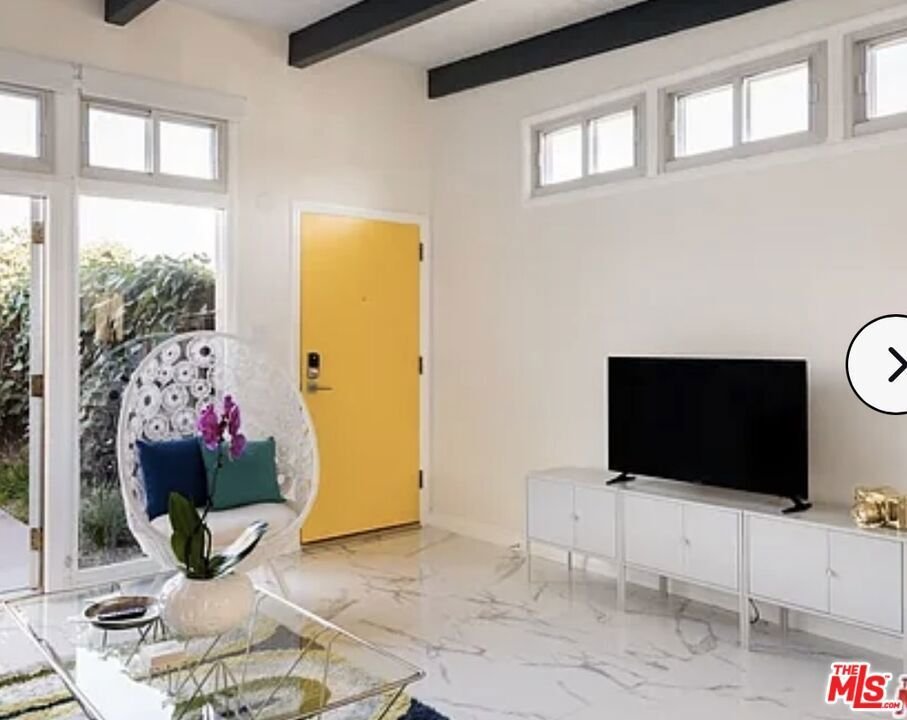 Los Angeles, California, United States 5 - 17659791