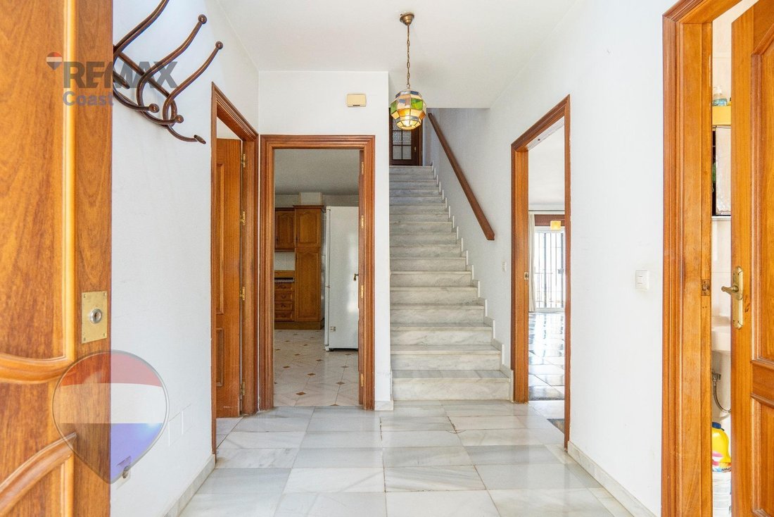 Villa in Churriana, Malaga, Spain 3 - 17655286