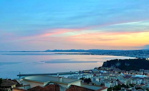 Villa in Mont Boron, Nice, Provence-Alpes-Côte d'Azur 1