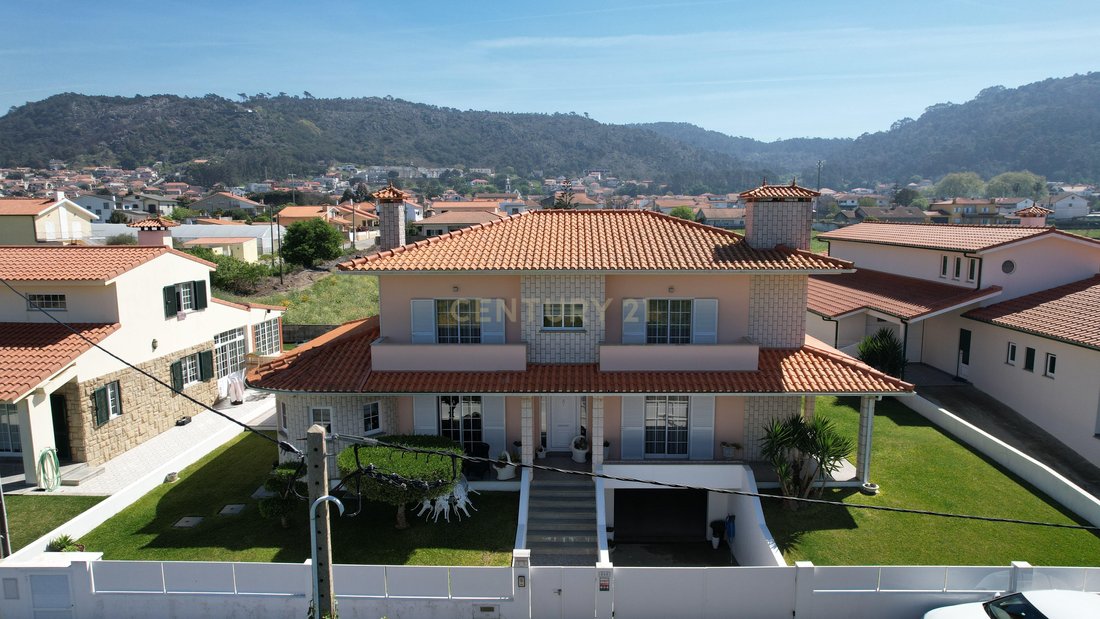 Villa in Belinho e Mar, Braga, Portugal 1 - 17652465