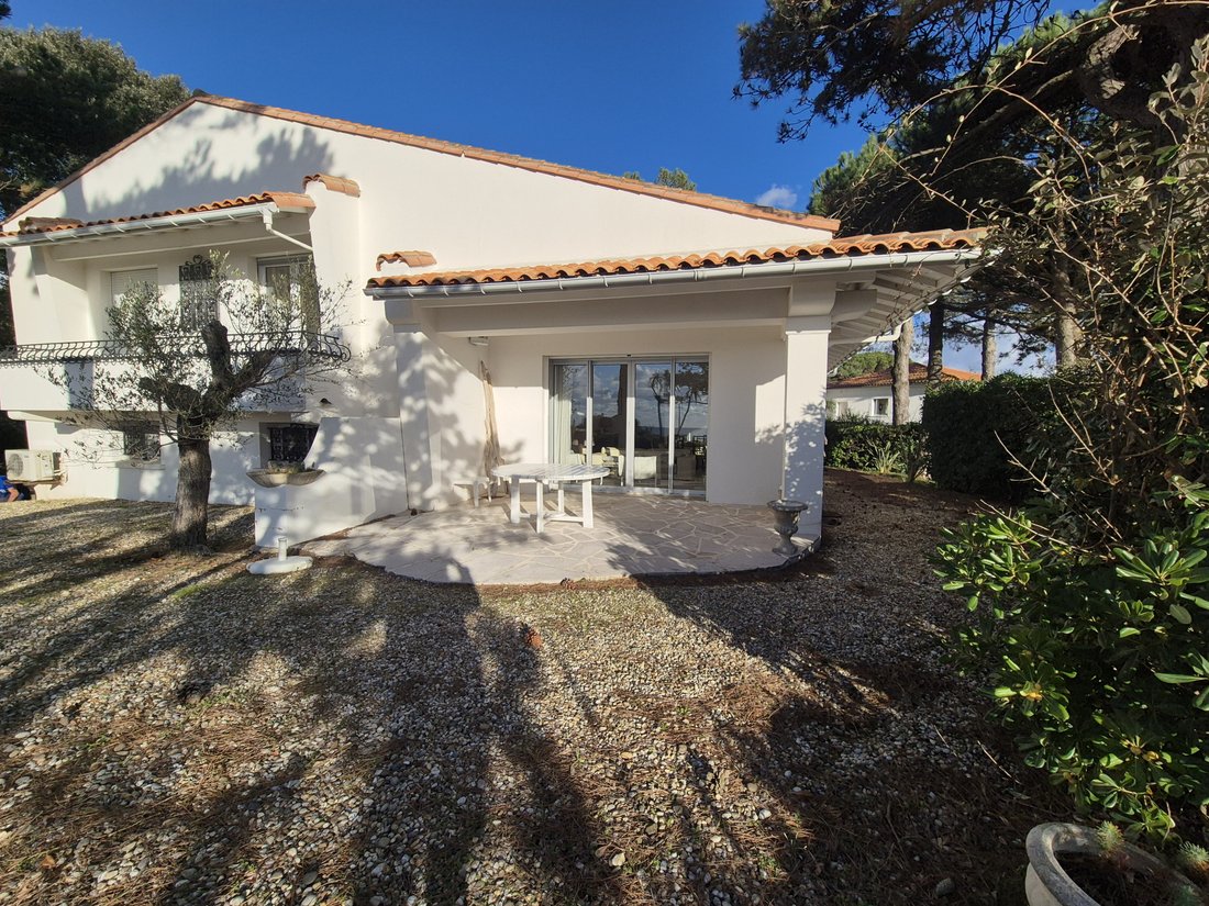 House in Le Fief-La Garenne, Royan, France 2 - 17654396