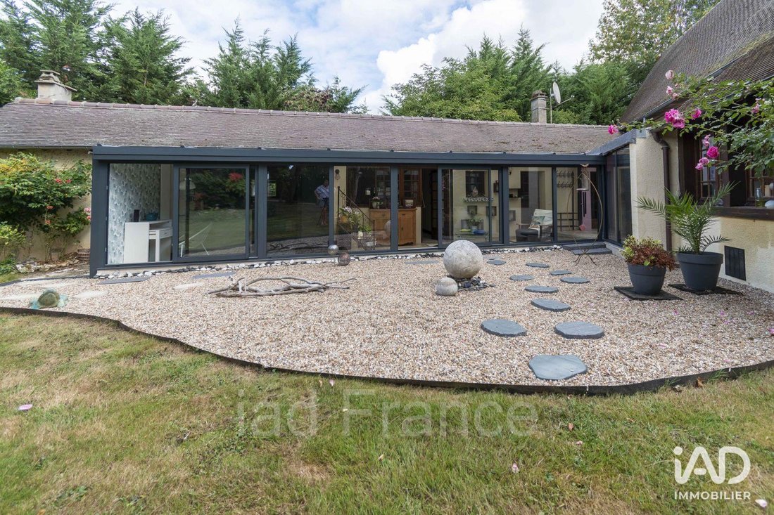 House in La Villeneuve-en-Chevrie, Ile-de-France, France 3 - 17362112