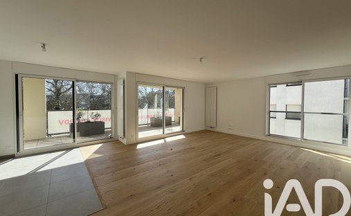 Apartment in Centre, Rennes, France 1