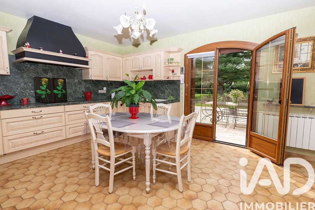 House in Vernou-sur-Brenne, Centre-Val de Loire, France 4 - 17483802