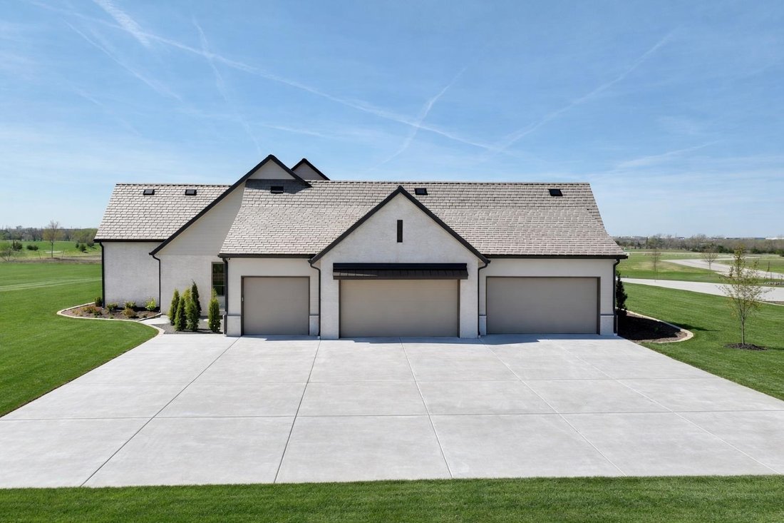 House in Bel Aire, Kansas, United States 3 - 16110195