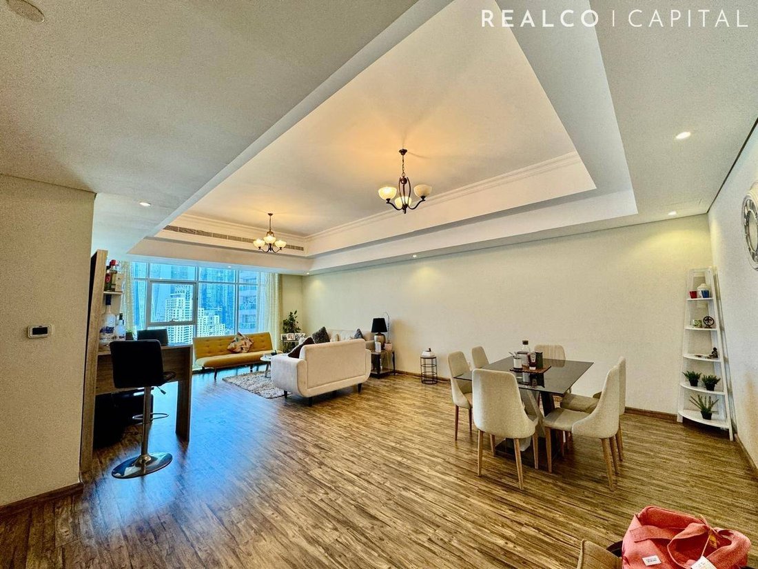 Apartment in JLT / Jumeirah Lakes Towers, Dubai, United Arab Emirates 1 - 17654507