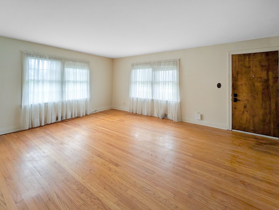 House in Des Plaines, Illinois, United States 5 - 17203833
