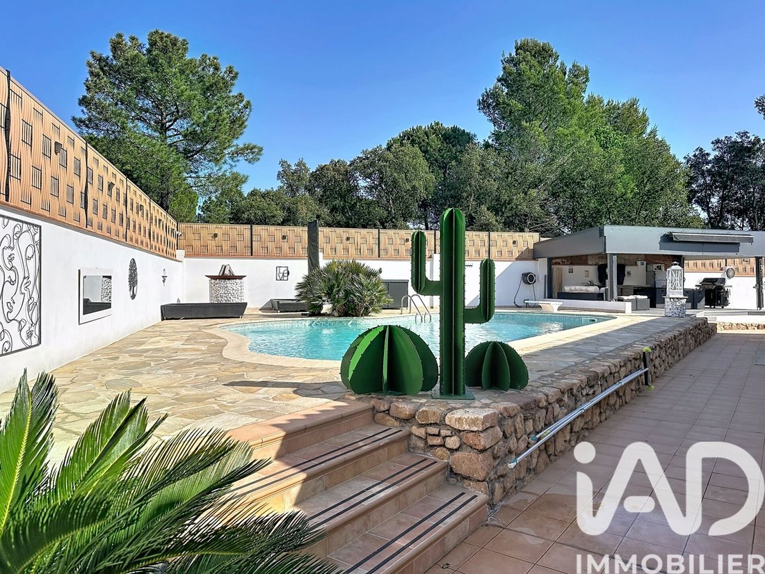 House in La Bouverie, Roquebrune-sur-Argens, France 2 - 17655192